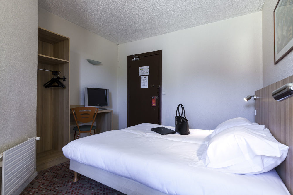 Ibis Budget Saint-Ouen-L'Aumone Exterior foto